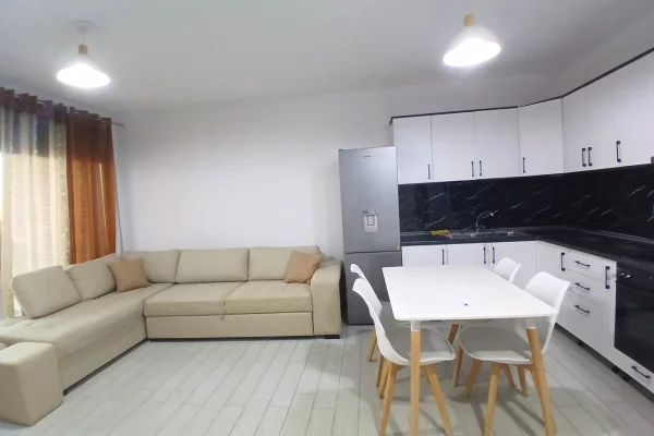 Jepet me qira 1+1 Fiori Di Bosko 600 mije leke