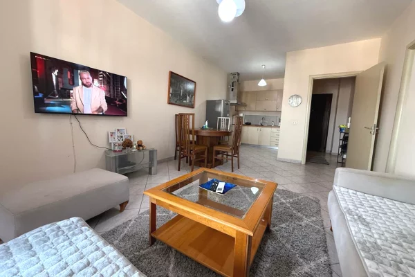 House for Rent Apartment in Tirana, 1+1, Furniture Furnished, Payment 40,000  Leke.