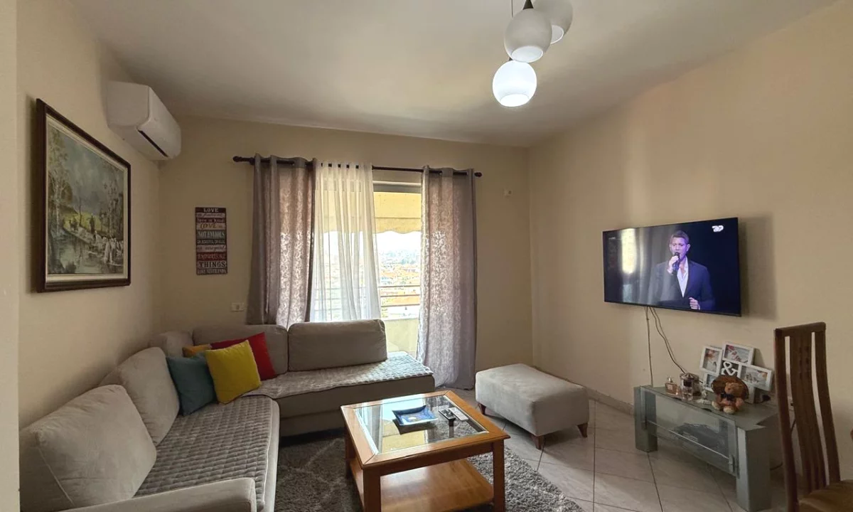 House for Rent Apartment in Tirana, 1+1, Furniture Furnished, Payment 40,000  Leke.