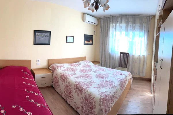 Shtepi me qera Apartament ne Tirane, 2+1, Mobilimi E mobiluar, Pagesa 650  Euro.