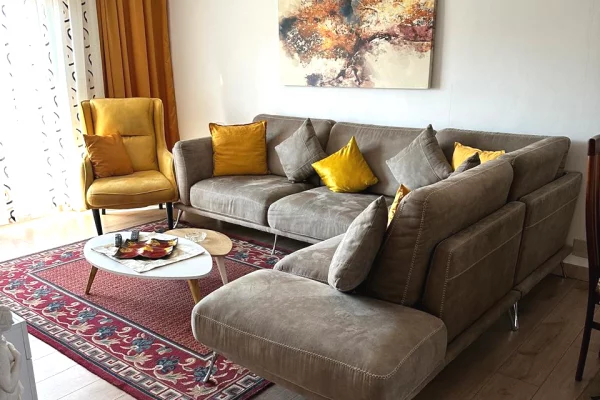 Shtepi me qera 2+1 ne Tirane - 650 Euro