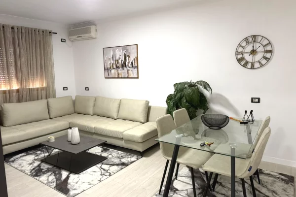 Shtepi me qera 2+1 ne Tirane - 600 Euro