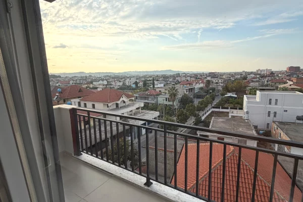 Shtepi me qera Apartament ne Tirane, 2+1, Mobilimi E mobiluar, Pagesa 50,000  Leke.