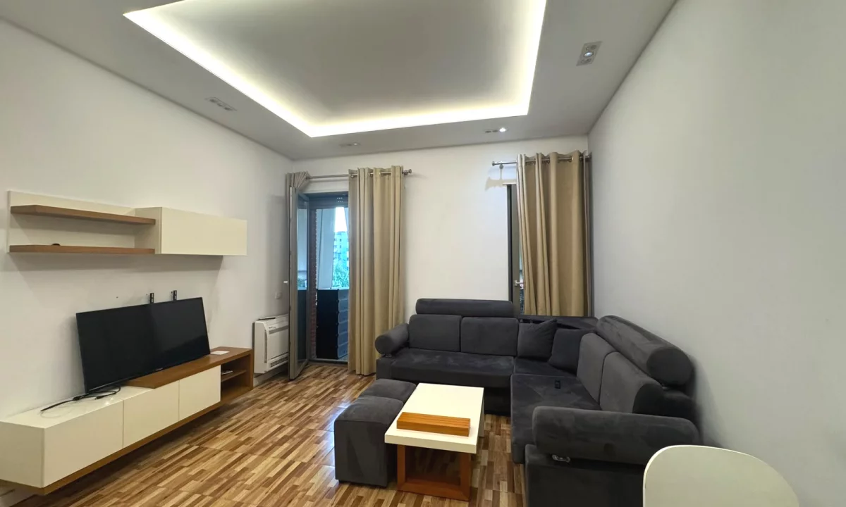Shtepi me qera Apartament ne Tirane, 1+1, Mobilimi E mobiluar, Pagesa 90,000  Leke.