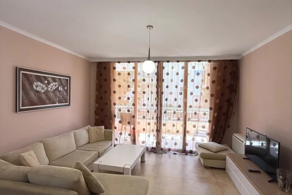 Shtepi me qera Apartament ne Tirane, 2+1, Mobilimi E mobiluar, Pagesa 800  Euro.