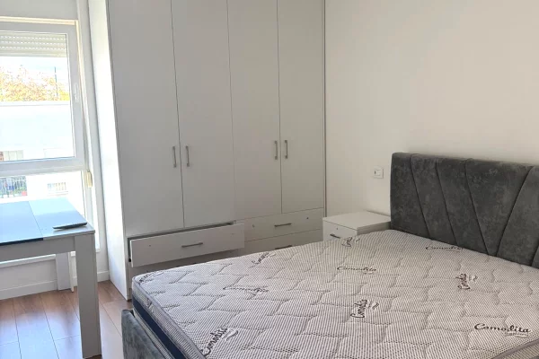 Shtepi me qera Apartament ne Tirane, 2+1, Mobilimi E mobiluar, Pagesa 70,000  Leke.