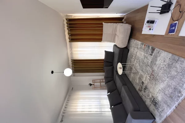 Shtepi me qera Apartament ne Tirane, 2+1, Mobilimi E mobiluar, Pagesa 75,000  Leke.