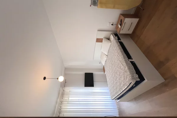 Shtepi me qera Apartament ne Tirane, 2+1, Mobilimi E mobiluar, Pagesa 75,000  Leke.