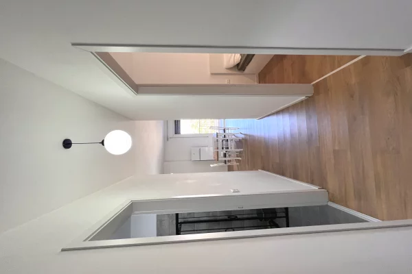 Shtepi me qera Apartament ne Tirane, 2+1, Mobilimi E mobiluar, Pagesa 75,000  Leke.