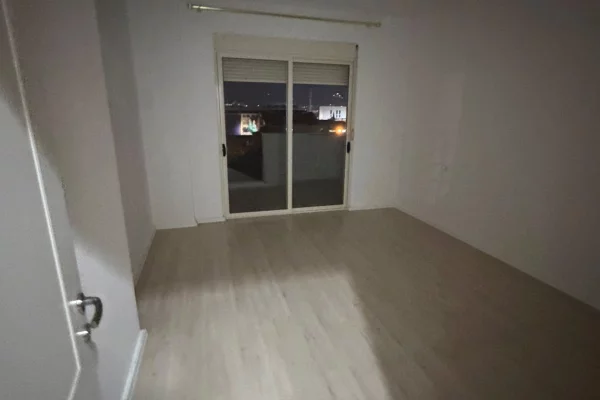 Shtepi me qera Apartament ne Tirane, 2+1, Mobilimi E mobiluar, Pagesa 40,000  Leke.