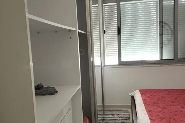 Shtepi me qera Apartament ne Tirane, 1+1, Mobilimi E mobiluar, Pagesa 45,000  Leke.