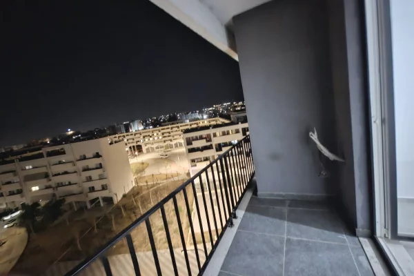 Shtepi me qera Apartament ne Tirane, 2+1, Mobilimi Bosh, pa mobiluar, Pagesa 45,000  Leke.