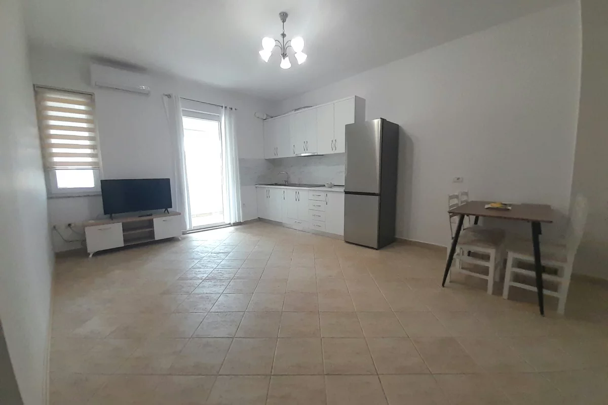 Shtepi me qera Apartament ne Tirane, 2+1, Mobilimi E mobiluar, Pagesa 70,000  Leke.