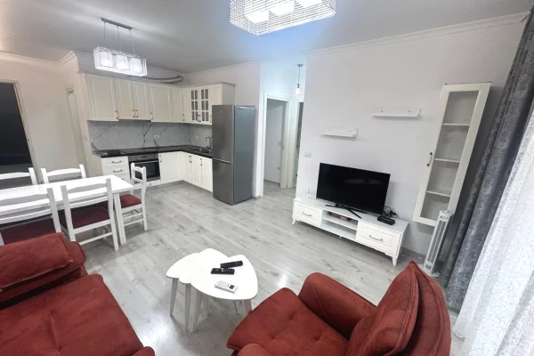 Jepet me qira 2+1+2 FIORI DI BOSKO 70,000 leke