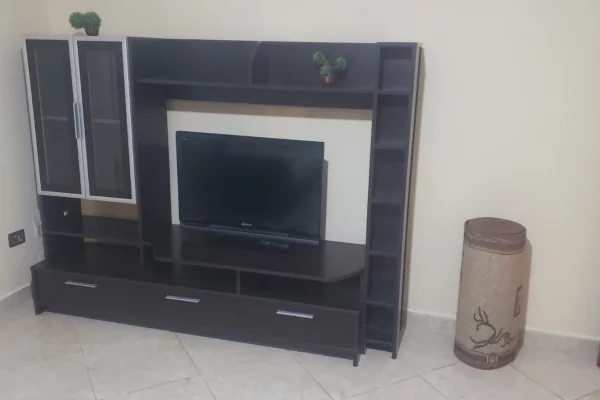 Shtepi me qera Apartament ne Tirane, 1+1, Mobilimi E mobiluar, Pagesa 40,000  Leke.