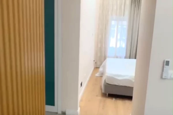 Shtepi me qera Apartament ne Tirane, 1+1, Mobilimi E mobiluar, Pagesa 50,000  Leke.