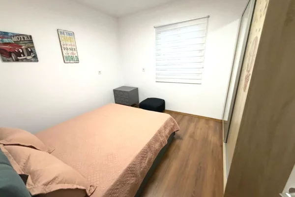 Shtepi me qera Apartament ne Tirane, 2+1, Mobilimi E mobiluar, Pagesa 65,000  Leke.