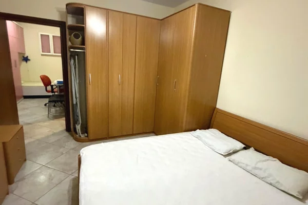 Shtepi me qera Apartament ne Tirane, 2+1, Mobilimi E mobiluar, Pagesa 600  Euro.