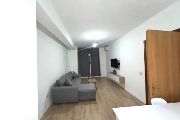 Jepet me qira 1+1 ASTIR TE FRATARI 45.000 leke