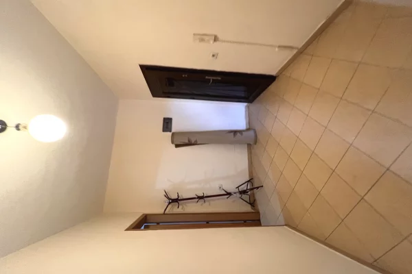 Shtepi me qera Apartament ne Tirane, 2+1, Mobilimi E mobiluar, Pagesa 50,000  Leke.