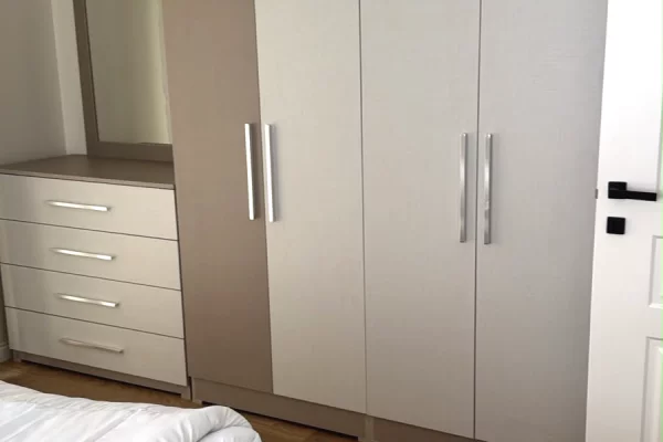 Shtepi me qera Apartament ne Tirane, 1+1, Mobilimi E mobiluar, Pagesa 65,000  Leke.