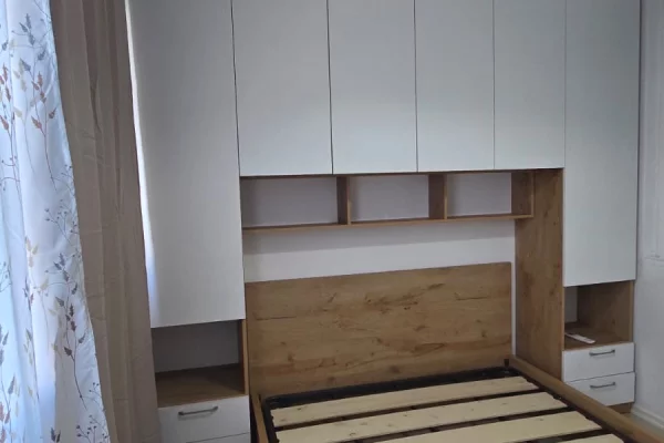 Shtepi me qera Apartament ne Tirane, 2+1, Mobilimi E mobiluar, Pagesa 60,000  Leke.