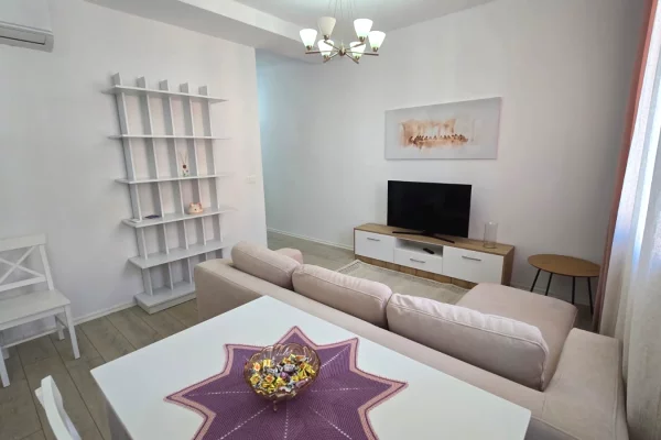Shtepi me qera Apartament ne Tirane, 2+1, Mobilimi E mobiluar, Pagesa 60,000  Leke.