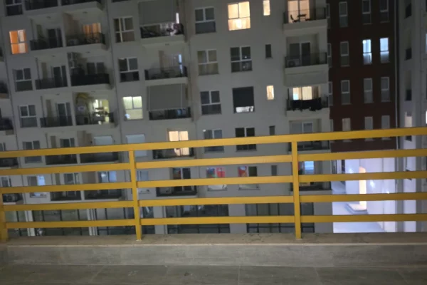 Shtepi me qera Apartament ne Tirane, 2+1, Mobilimi E mobiluar, Pagesa 75,000  Leke.