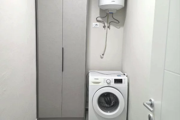 Shtepi me qera Apartament ne Tirane, 2+1, Mobilimi E mobiluar, Pagesa 75,000  Leke.