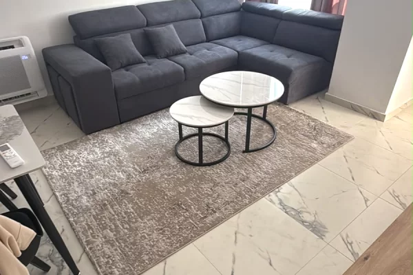 Shtepi me qera Apartament ne Tirane, 1+1, Mobilimi E mobiluar, Pagesa 60,000  Leke.