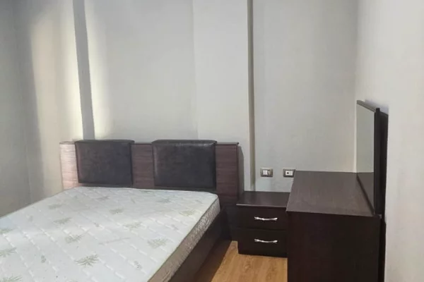 Appartamento in affitto a Tirana 2+1, Arredato
