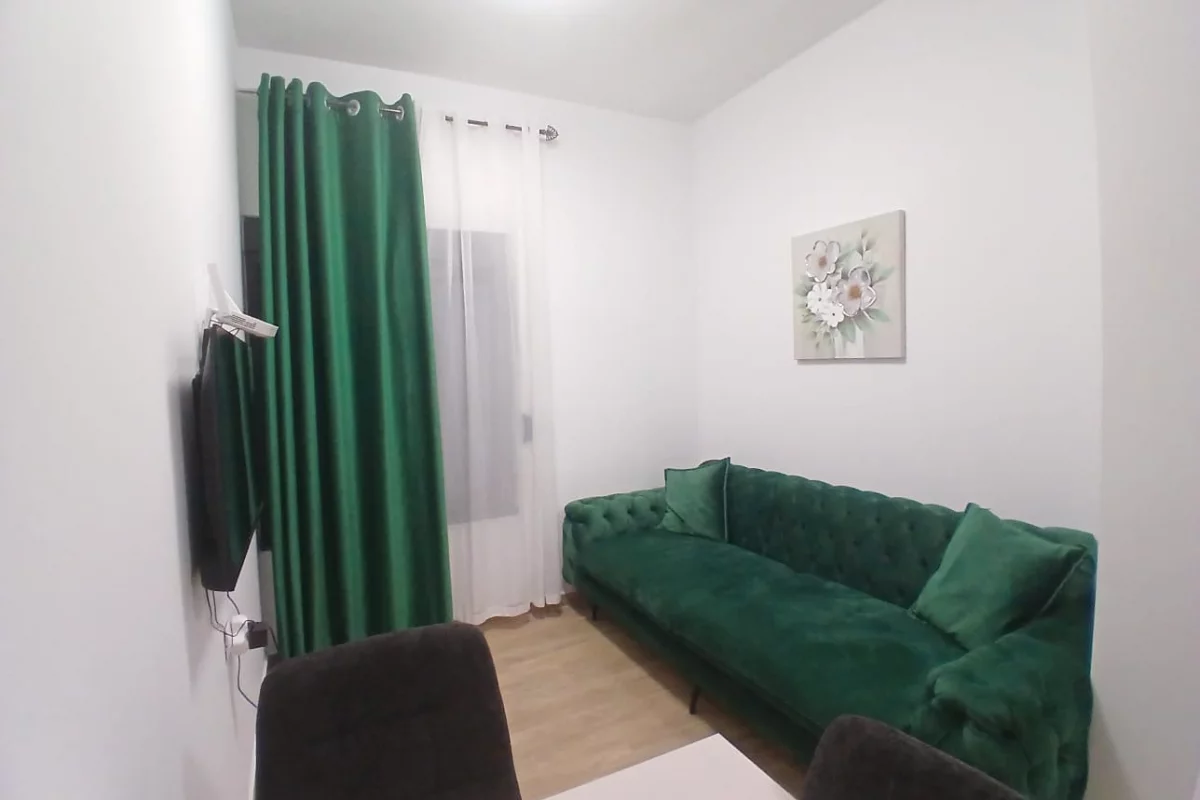 Casa privata/Indipendente in affitto a Tirana 1+1, Arredato
