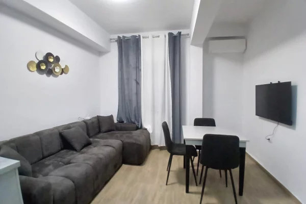 Casa in affitto 1+1 a Tirana - 48,000 Leke