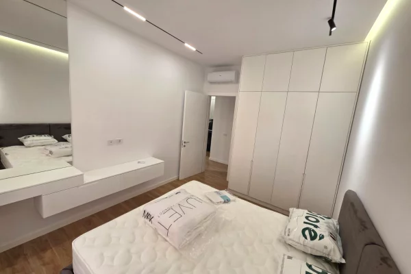 Shtepi me qera Apartament ne Tirane, 1+1, Mobilimi E mobiluar, Pagesa 100,000  Leke.