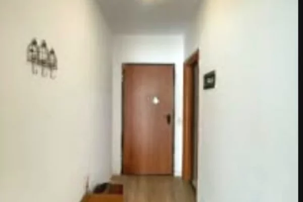 Shtepi me qera Apartament ne Tirane, 1+1, Mobilimi E mobiluar, Pagesa 50,000  Leke.