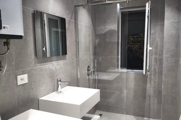 Shtepi me qera Apartament ne Tirane, 1+1, Mobilimi E mobiluar, Pagesa 60,000  Leke.