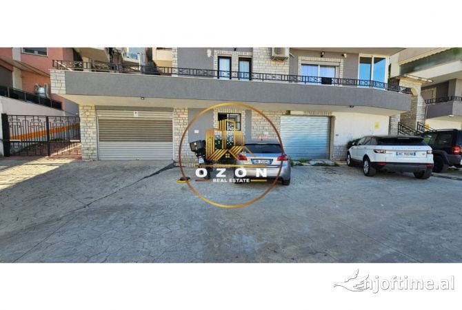Ambiente Commerciale in Vendita 1+1 a Tirana - 120,000 Euro
