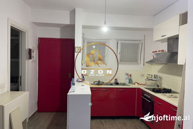Shtepi me qera Apartament ne Tirane, 2+1, Mobilimi E mobiluar, Pagesa 60,000  Leke.