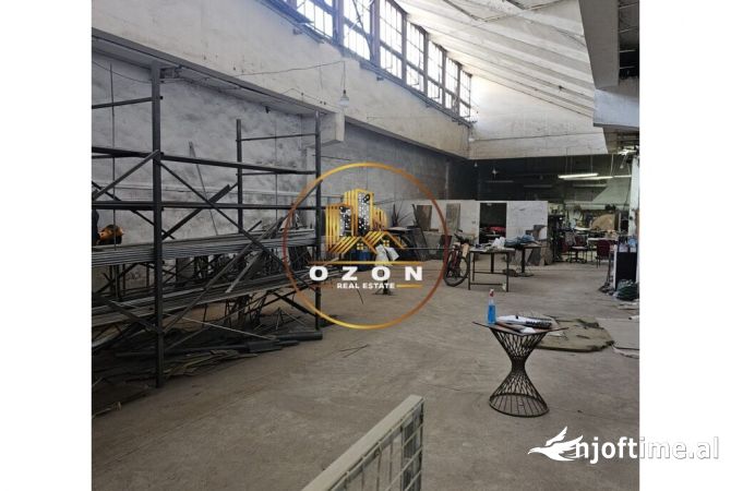 Magazine per Qira prane Komisariatit Policise Kombinat!