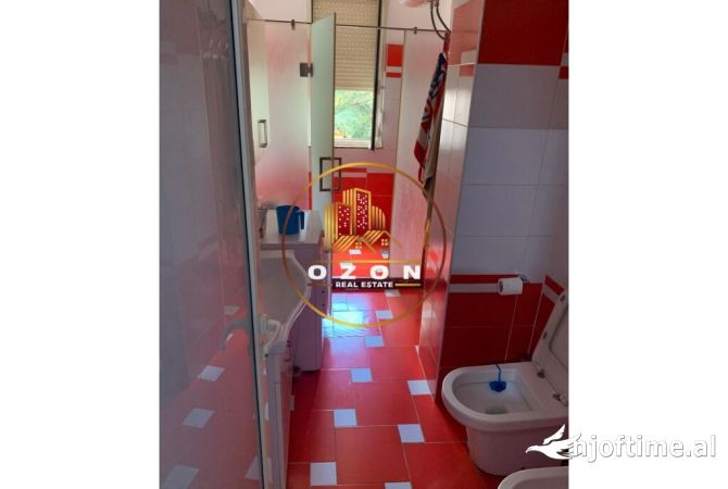 Shtepi ne shitje Apartament ne Tirane, 2+1, Mobilimi E mobiluar, Pagesa 325,000  Euro.