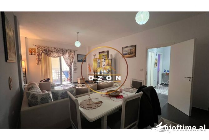 Shtepi ne shitje Apartament ne Tirane, 1+1, Mobilimi E mobiluar, Pagesa 87,000  Euro.