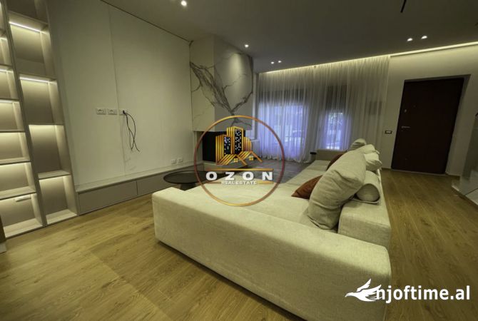 Villa di lusso in affitto a Tirana 3+1, Arredato