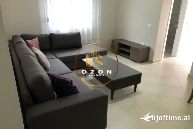 Jepet Me Qera Kati i nje vile 1+1, Rruga Bego Hoxha.