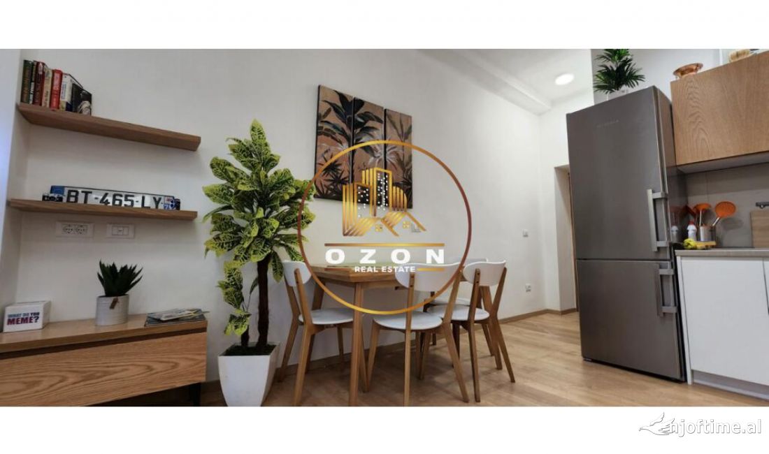 Shtepi ne shitje Apartament ne Tirane, 2+1, Mobilimi E mobiluar, Pagesa 200,000  Euro.