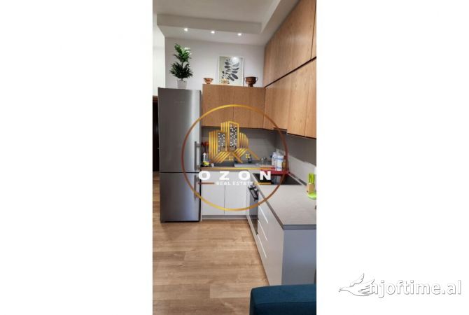 Shtepi ne shitje Apartament ne Tirane, 2+1, Mobilimi E mobiluar, Pagesa 200,000  Euro.