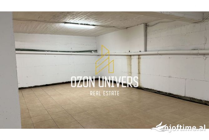 Lokal dhe Garazh Per Shitje ne Rrugen Idriz Dollaku, Ali Dem!