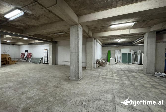 OKAZION-Njesi Tregtare dhe Garazh per shitje ne Astir!