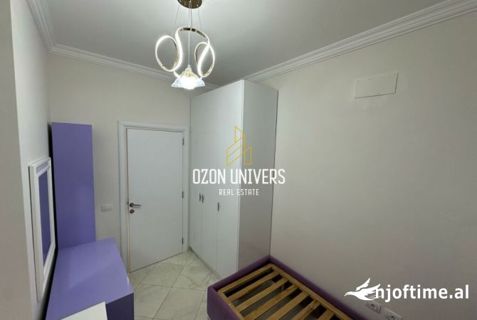 Shtepi ne shitje Apartament ne Tirane, 3+1, Mobilimi E mobiluar, Pagesa 227,000  Euro.