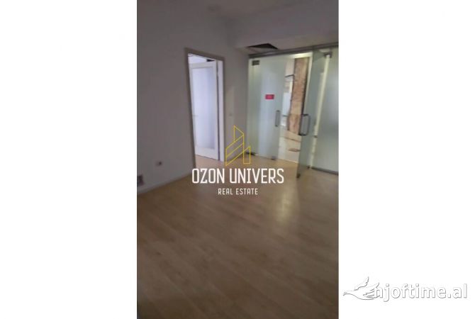 Ambjent Biznesi me Qira ne Qender – 80m2!