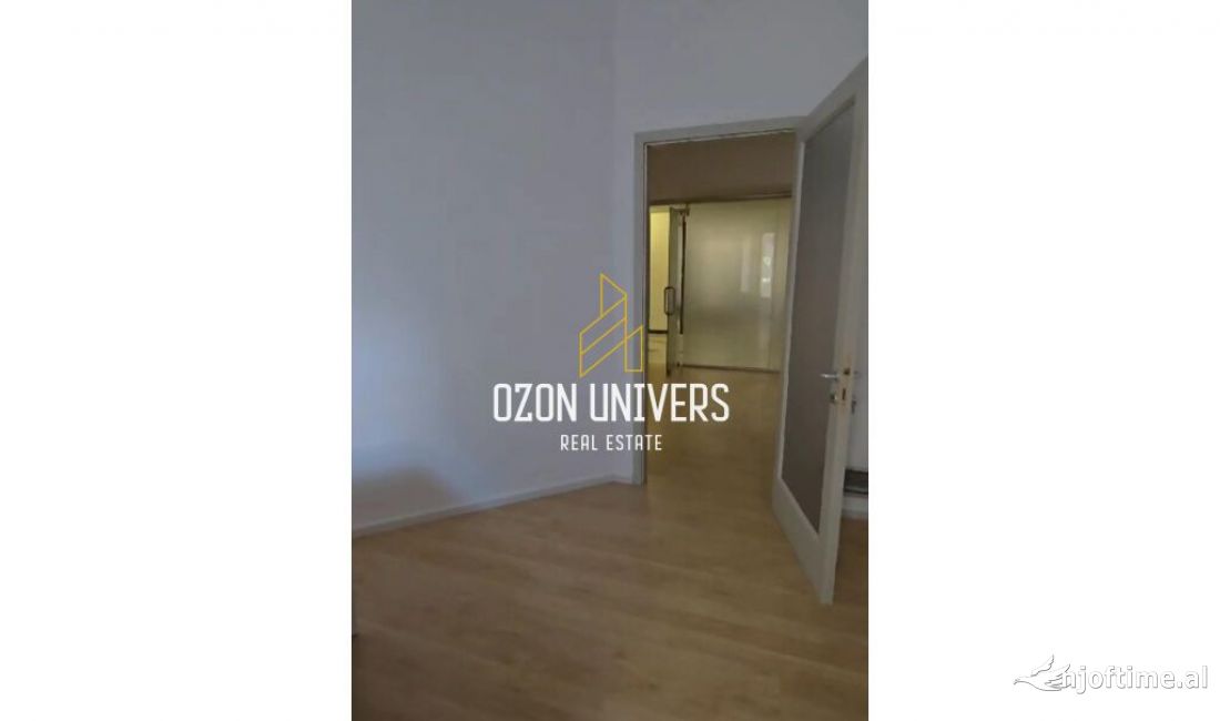 Ambjent Biznesi me Qira ne Qender – 80m2!